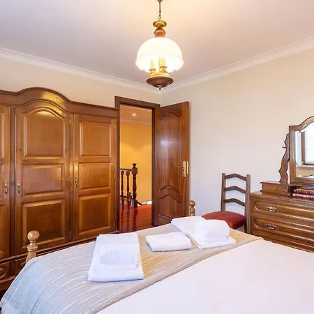 فيلة Casabraga.207 - With Pool Bom Jesus *